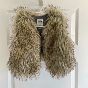 Old Navy 2T Fur Vest